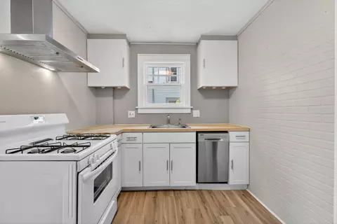 Kitchen - 1109 S Webster St, Jackson, MI 49203 photo 1 of 3