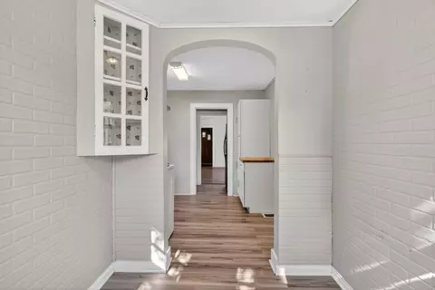 Entry Way - 1109 S Webster St, Jackson, MI 49203 photo 2 of 5