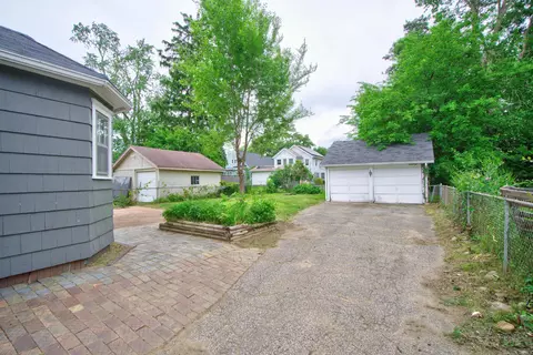 Exterior - 1109 S Webster St, Jackson, MI 49203 photo 7 of 7