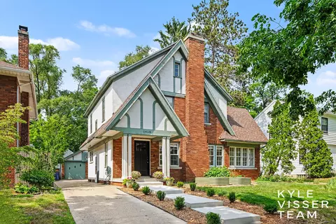 1415 Fisk Rd SE, Grand Rapids, MI 49506