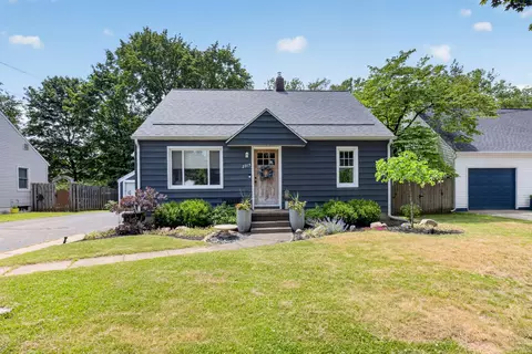 2915 Lorraine Ave, Kalamazoo, MI 49008