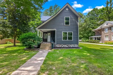 209 E High St, Union City, MI 49094
