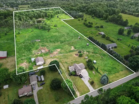 15530 Snauble Ave NE, Cedar Springs, MI 49319