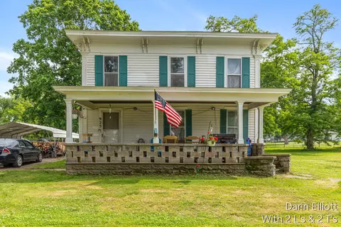 Exterior - 925 E Isham St, Lyons, MI 48851 photo 3 of 13