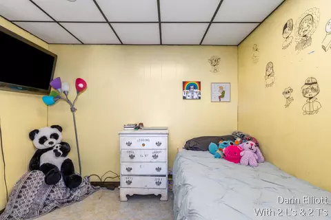 Bedroom - 925 E Isham St, Lyons, MI 48851 photo 4 of 6