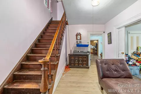 Entry Way - 925 E Isham St, Lyons, MI 48851 photo 1 of 3