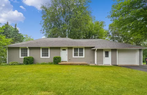 169 Ann St NE, Cedar Springs, MI 49319