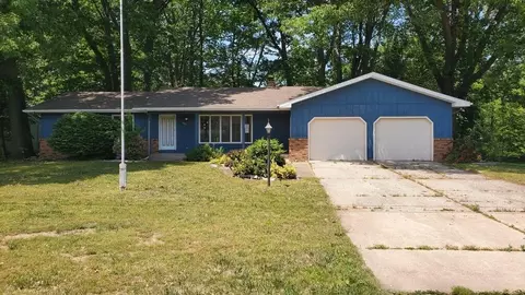 14261 Essenburg Dr, Holland, MI 49424