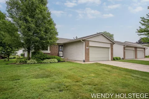 859 Creekridge Dr, Holland, MI 49423