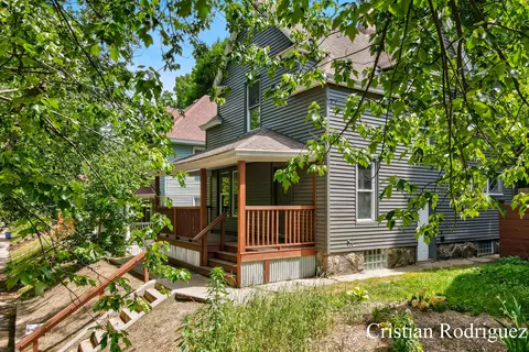 958 Dunham St SE, Grand Rapids, MI 49506
