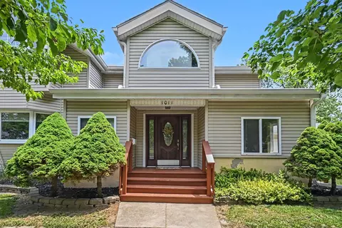 1011 State St, Adrian, MI 49221