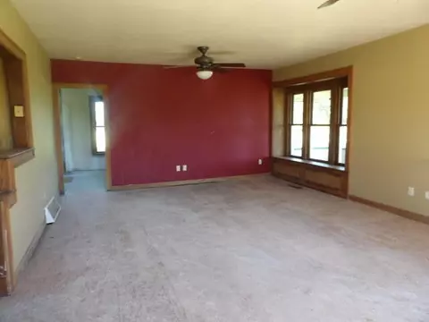 Living - 667 W Southern Rd, Bronson, MI 49028 photo 1 of 2