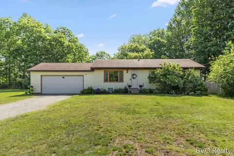 5820 Belmont Ave NE, Belmont, MI 49306