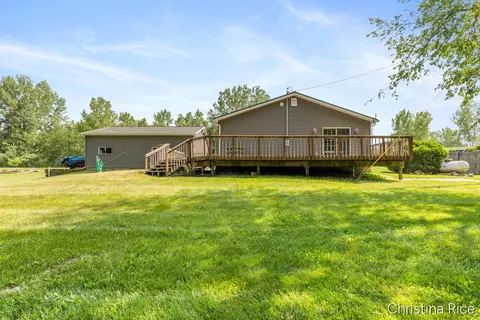 Exterior - 5810 W Sidney Rd, Sidney, MI 48885 photo 5 of 6