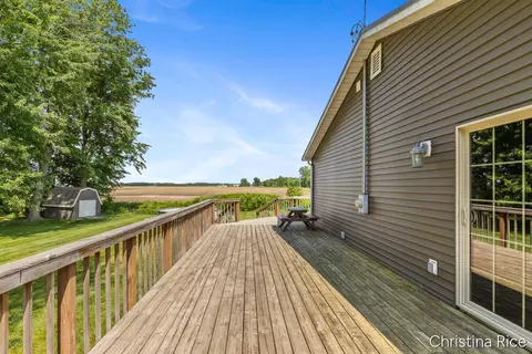 Exterior - 5810 W Sidney Rd, Sidney, MI 48885 photo 2 of 6