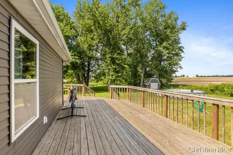 Exterior - 5810 W Sidney Rd, Sidney, MI 48885 photo 4 of 6