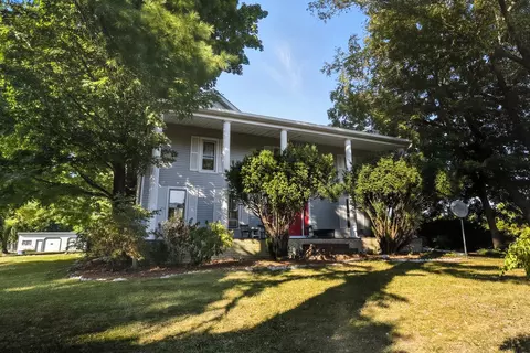 3223 Dunning St, Cassopolis, MI 49031