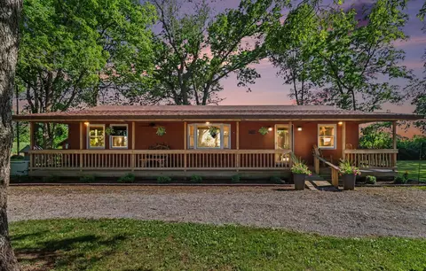 30069 Brandt Rd, Colon, MI 49040
