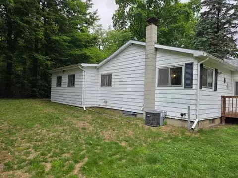 Exterior - 6980 Wooster Rd, Jackson, MI 49201 photo 3 of 8