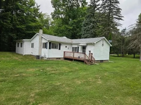 Exterior - 6980 Wooster Rd, Jackson, MI 49201 photo 4 of 8