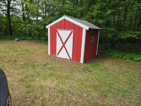 Exterior - 6980 Wooster Rd, Jackson, MI 49201 photo 1 of 8
