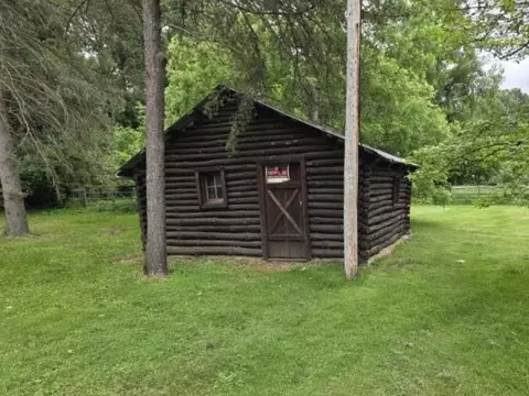 Exterior - 6980 Wooster Rd, Jackson, MI 49201 photo 5 of 8