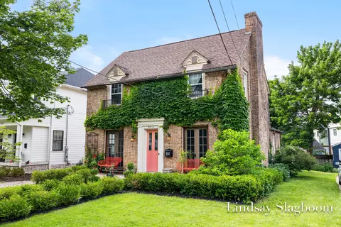 843 Orchard Ave SE, East Grand Rapids, MI 49506