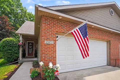 17473 Park Place Cir, Spring Lake, MI 49456
