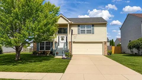 7169 Royal Troon Dr, Ypsilanti, MI 48197