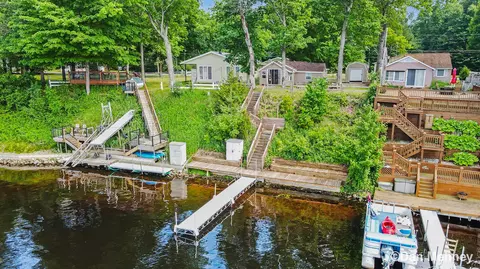 5539 Front St, Newaygo, MI 49337
