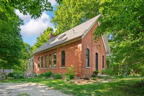 Exterior - 1055 Mount Tabor Rd, Buchanan, MI 49107 photo 3 of 10