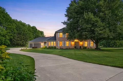 7354 Oak Shore Dr, Portage, MI 49024