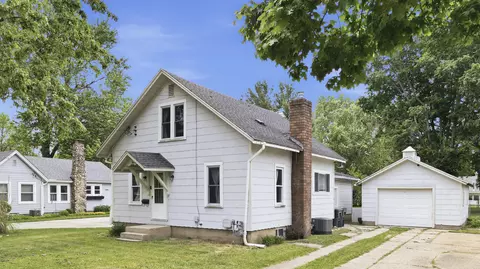 430 W Franklin St, Otsego, MI 49078