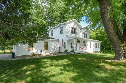 8650 S 2nd St, Mattawan, MI 49071