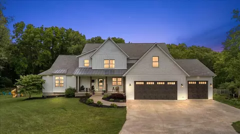 7654 Burrstone Dr SE, Caledonia, MI 49316