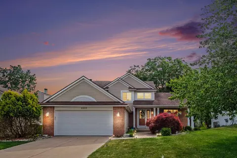 4699 Raintree Dr SE, Kentwood, MI 49512