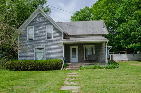 321 S Main St, Bellevue, MI 49021
