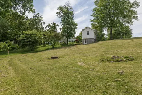 Exterior - 810 S Constantine St, Three Rivers, MI 49093 photo 10 of 12