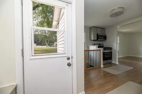 Entry Way - 810 S Constantine St, Three Rivers, MI 49093 photo 2 of 5