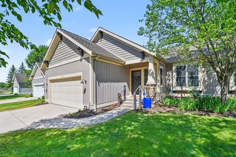 3255 Stormy Creek Dr SE, Grand Rapids, MI 49512