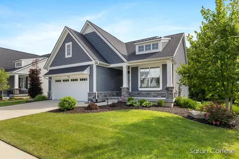8226 Railview Ct SW, Byron Center, MI 49315
