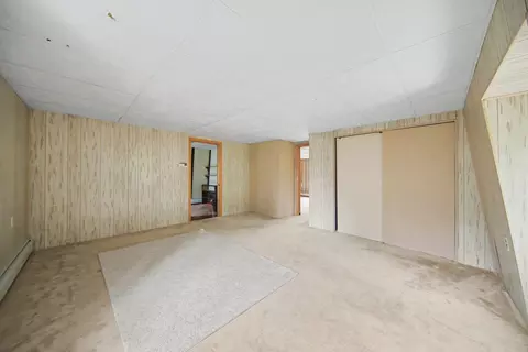 Bedroom - 11255 Case Rd, Brooklyn, MI 49230 photo 2 of 2