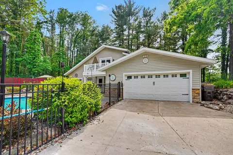 9979 W Main St, Kalamazoo, MI 49009