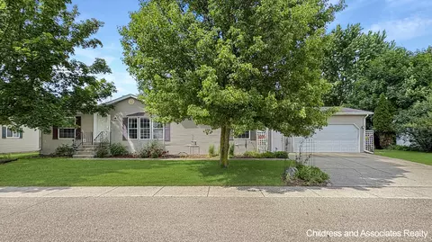 7225 Equine Ln SE, Caledonia, MI 49316