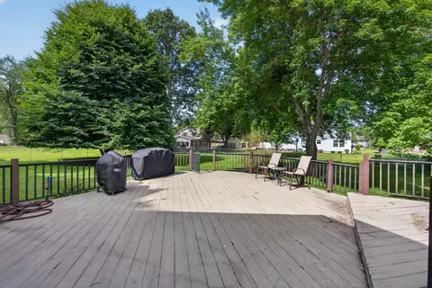 Exterior - 5912 Salabelle St, Jackson, MI 49201 photo 3 of 12