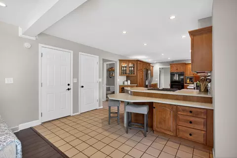 Kitchen - 5912 Salabelle St, Jackson, MI 49201 photo 7 of 7