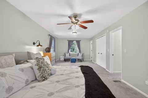 Bedroom - 5912 Salabelle St, Jackson, MI 49201 photo 2 of 6
