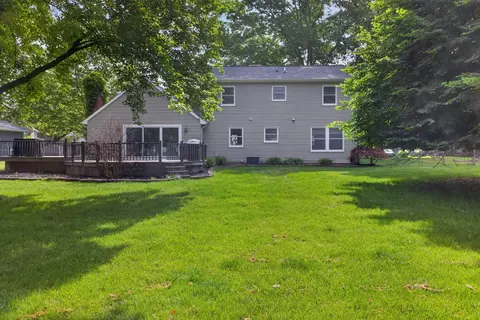 Exterior - 5912 Salabelle St, Jackson, MI 49201 photo 6 of 12