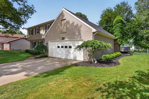 Exterior - 5912 Salabelle St, Jackson, MI 49201 photo 9 of 12
