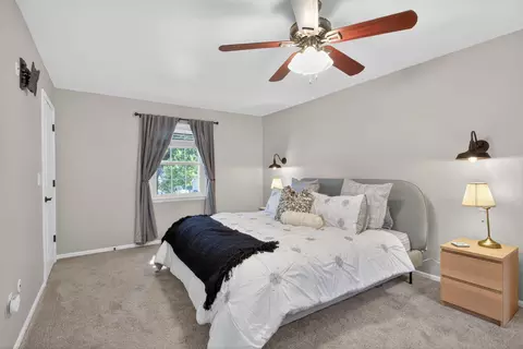 Bedroom - 5912 Salabelle St, Jackson, MI 49201 photo 1 of 6